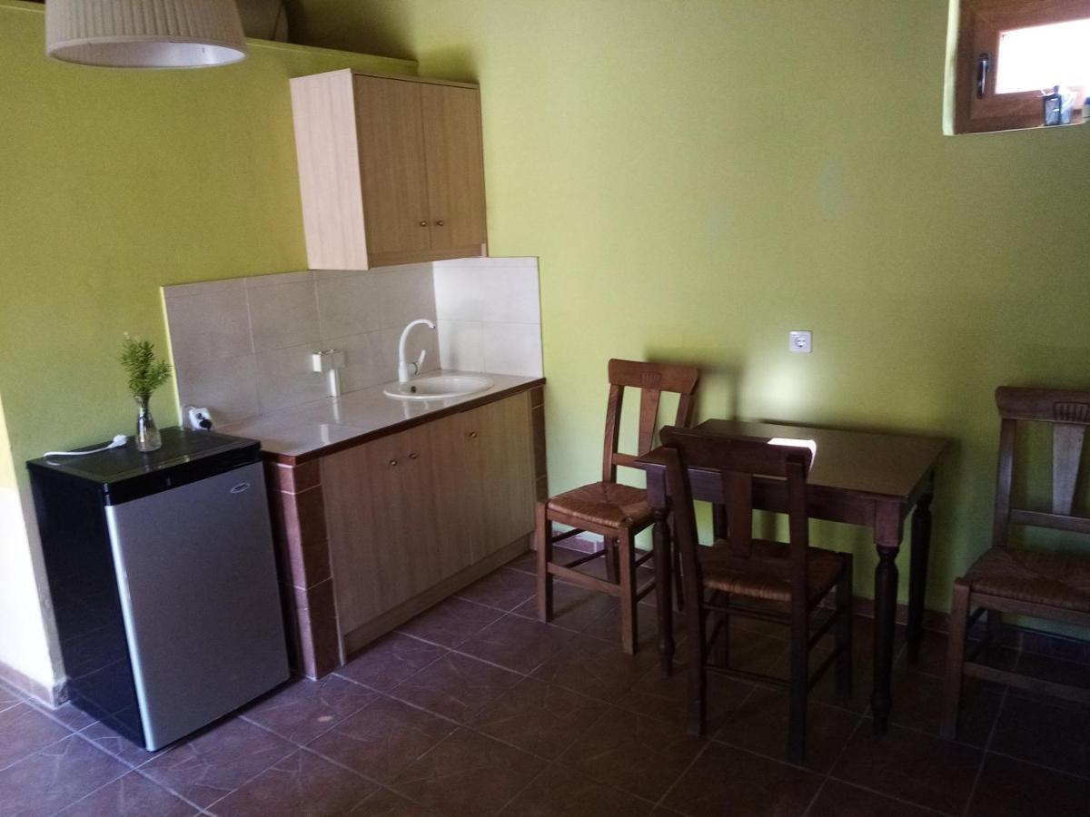 Akros Oreon Apartment Voliares Kato Simi Extérieur photo