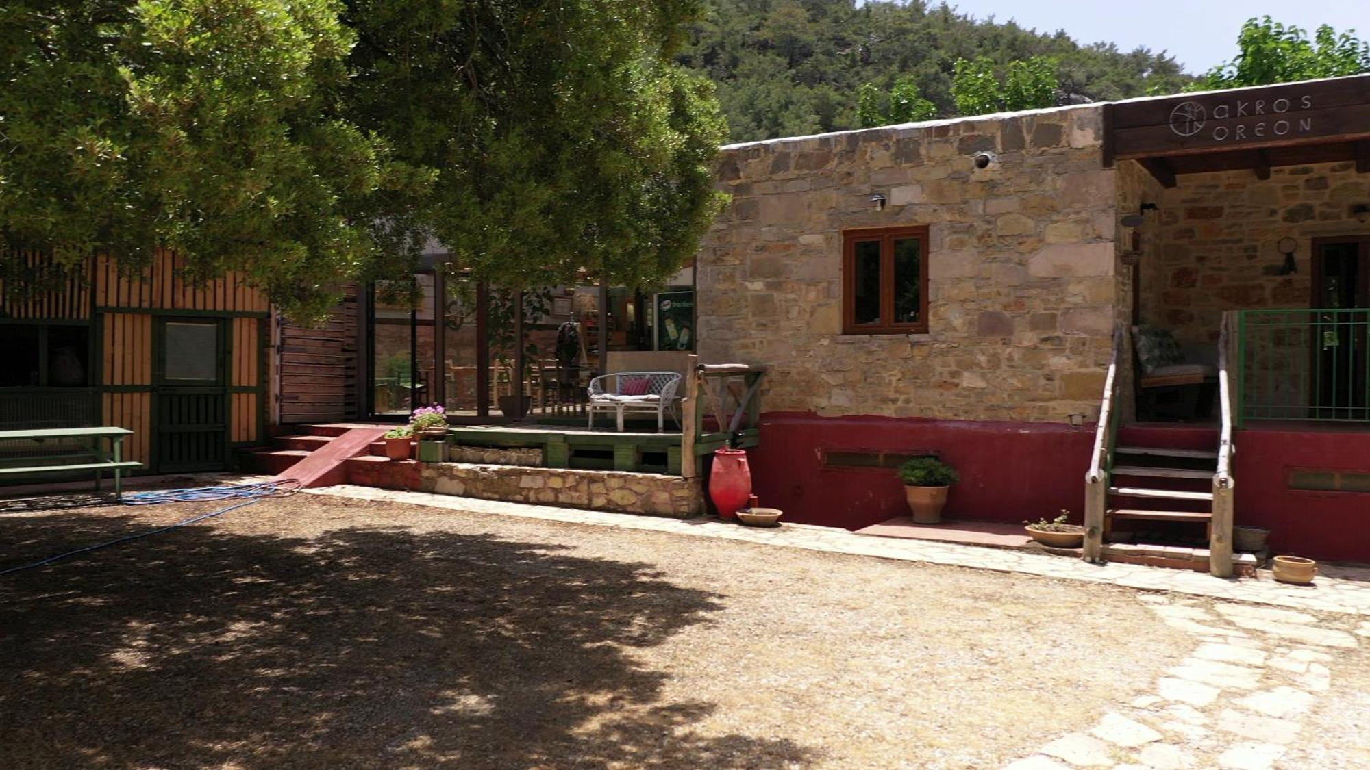 Akros Oreon Apartment Voliares Kato Simi Extérieur photo